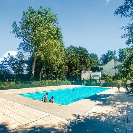 3 Bedroom Beautiful In Prázdninový dům Bredene