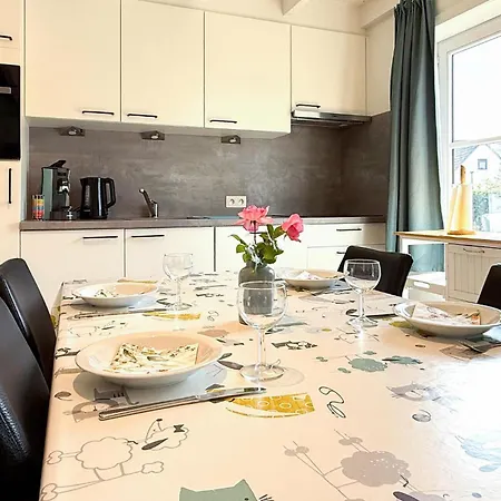 Holiday home 3 Bedroom Beautiful In *